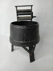 Cast Iron Scale Model Wringer Washer