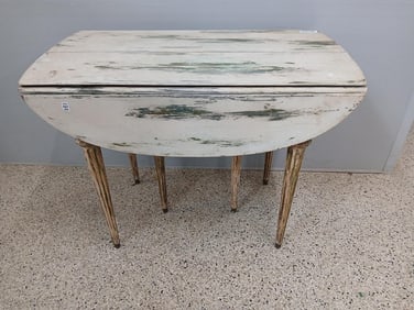 Distressed Farmhouse Drop Leaf Table
