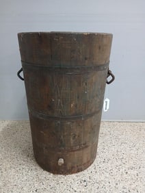 Primitive Wooden Grape Hod