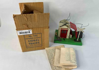 Lionel No. 145 Automatic Gateman In Original Box w/ Paperwork