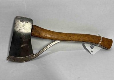 Marbles Arms & Mfg Co No 6 Safety Hatchet