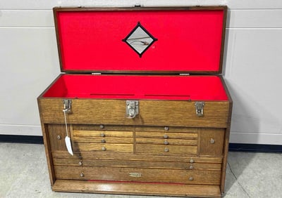 H. Gerstner & Sons Model 062 oak machinist chest