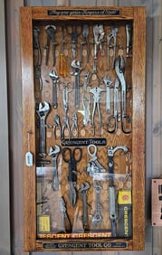 Outstanding Crescent Tool display w/30-Crescent tools