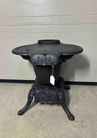 Fawn No.8 cast iron stove