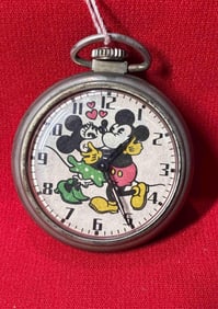 Kissing Minnie & Mickey Mouse Pocket Watch