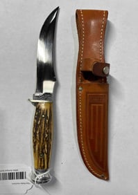 Case Fixed Blade Knife w Horn Handle