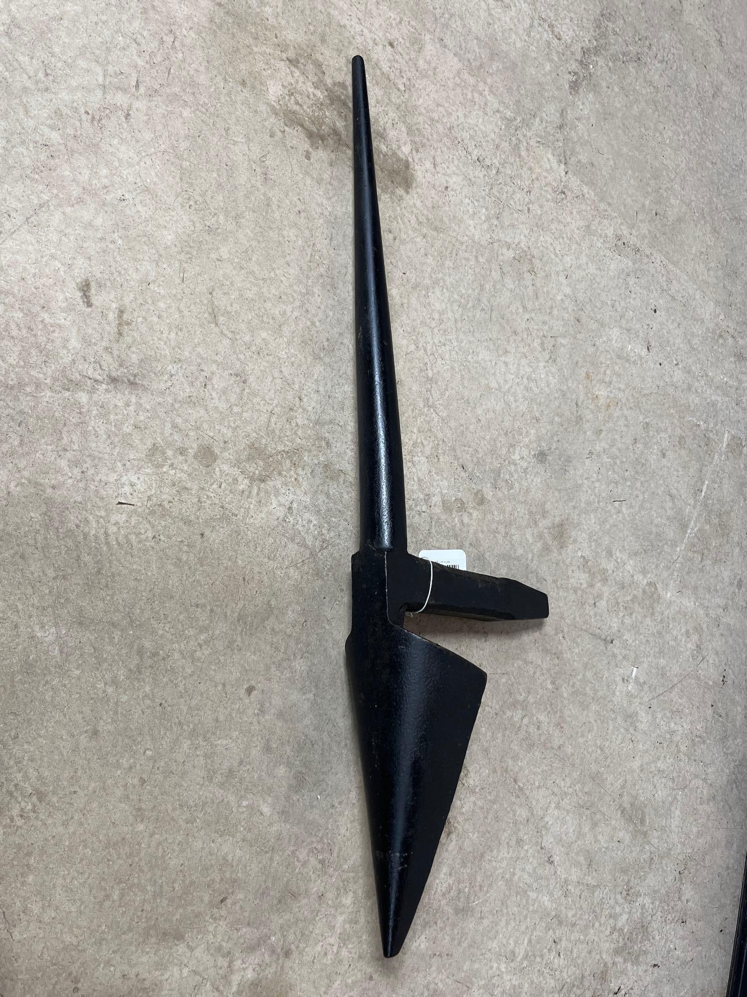 Large Horn Type Blacksmith Anvil Hardy (1 of 3)