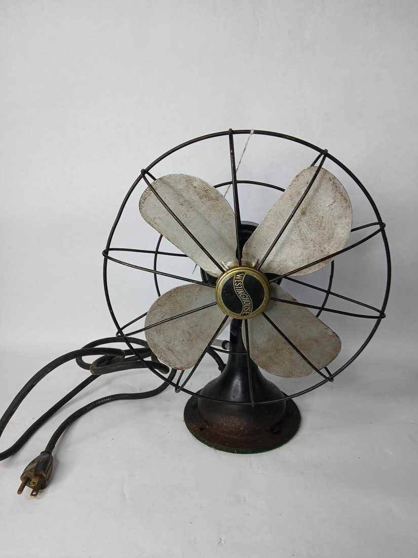 Westinghouse Oscillating Fan (1 of 5)