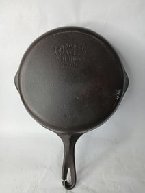 Wagner Ware No. 6 Cast Iron Skillet