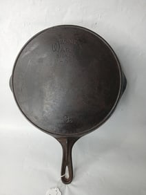 Wagner Ware No. 9 Cast Iron Skillet w/ Fire Ring