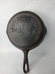Wagner Ware Cast Iron No. 5 Skillet