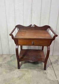 19th C. One Drawer Wash Basin Stand