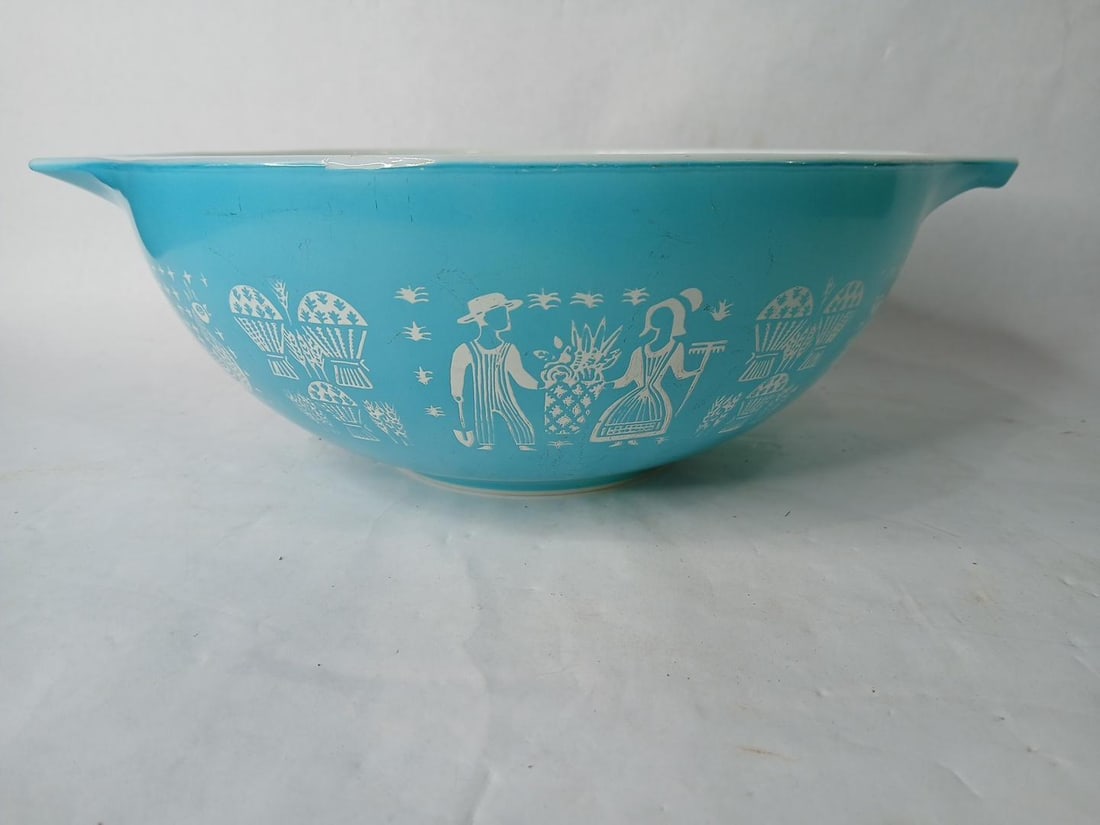 Pyrex Butterprint Cinderella 4 qt. Mixing Bowl (1 of 3)