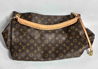Louis Vuitton Monogram Hobo Bucket Bag w/ Handle