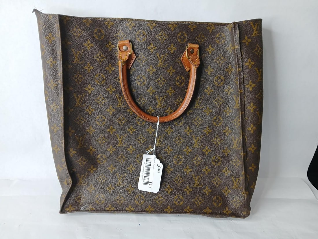 Louis Vuitton Sac Plat Monogram Handled Bag (1 of 7)