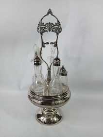 Aurora Mfg. Co Cruet Set