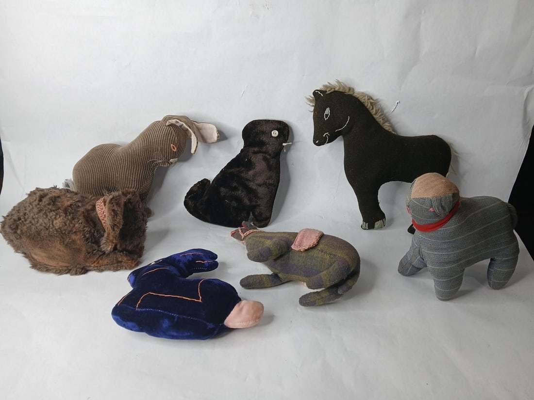 Primitive Hand Crafted Folk Art Stuffed Animal Lot of 6 various (1 of 9)