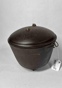 Wagner #8 Bean Pot
