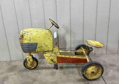 Early Murray Chain Drive Pedal Tractor