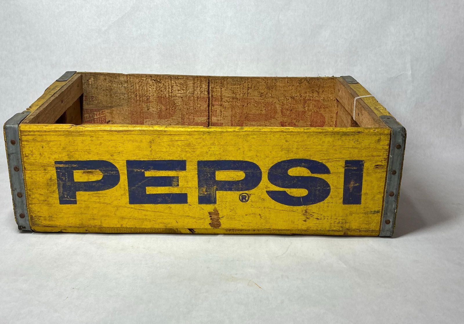 Pepsi Cola Bottling Crate (1 of 7)