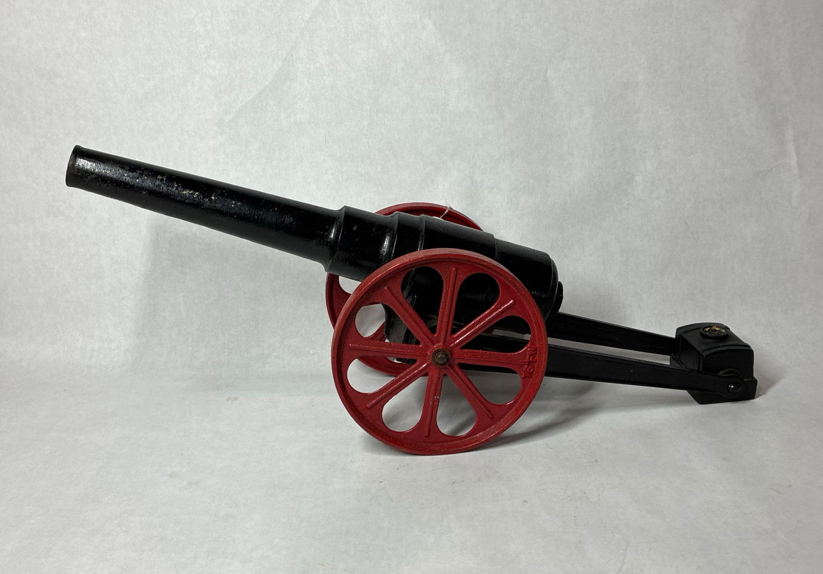 Big Bang Cast Iron Cannon (1 of 7)