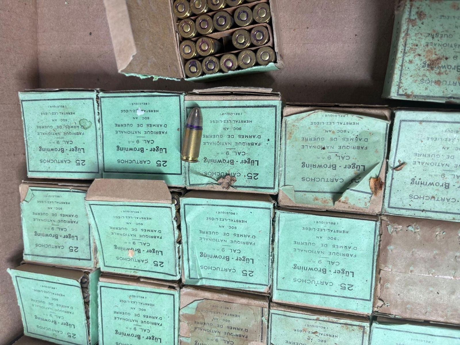 Luger Browning 9MM Ammo (1 of 4)