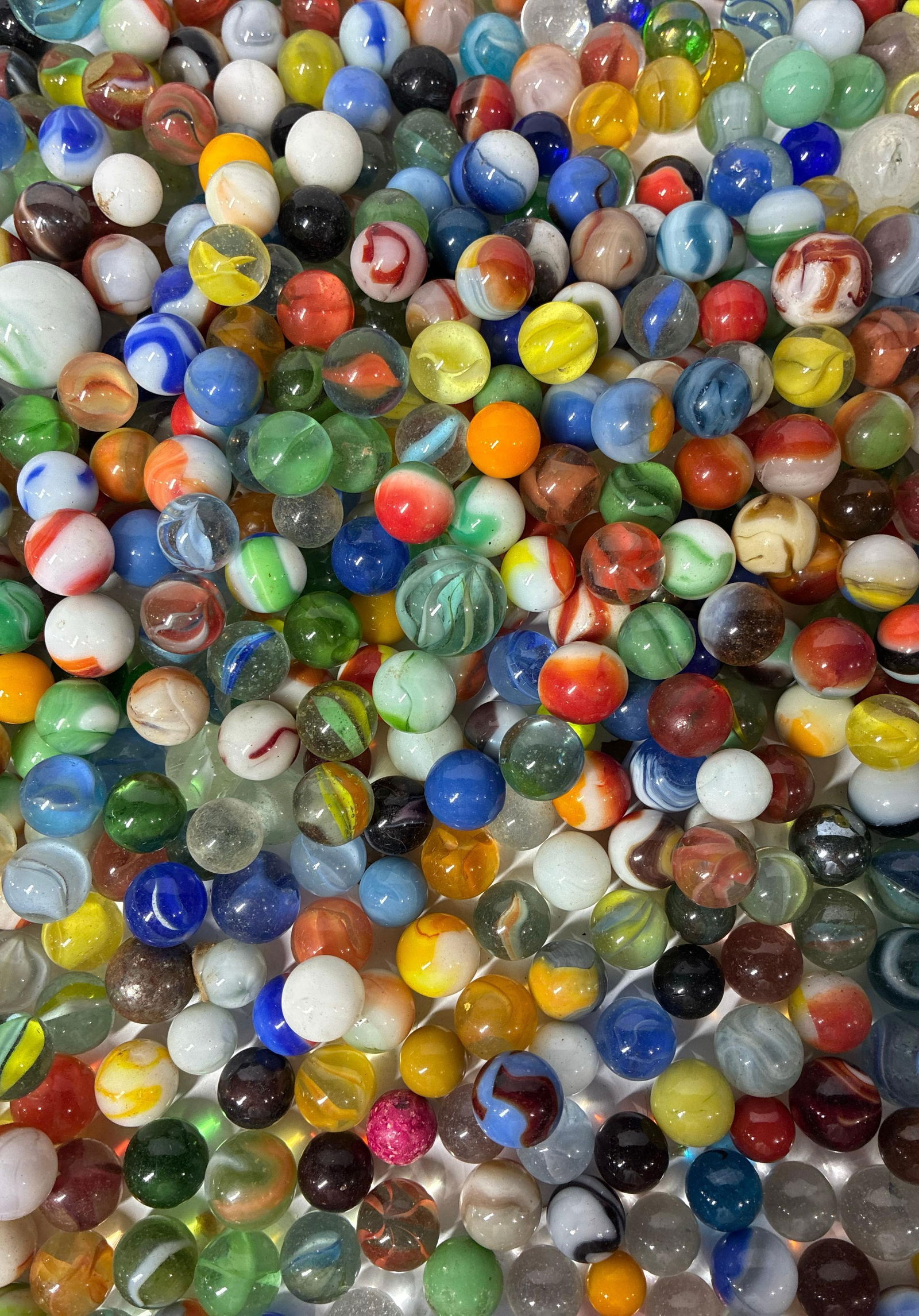Large Lot of Marbles Inc. Shooters, Uranium and More: .