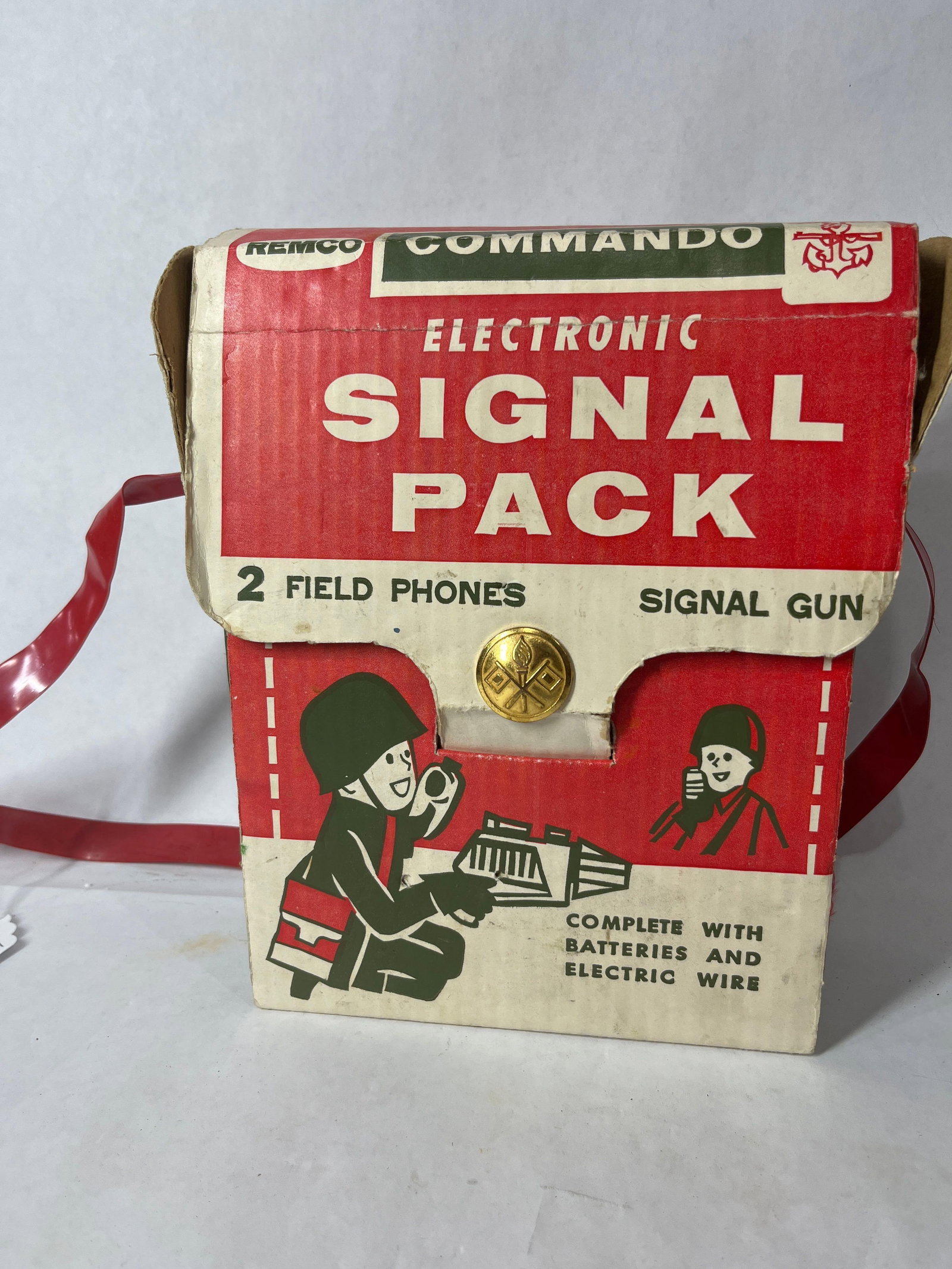 Remco Commando Electronic Signal Pack Field Phones and Signal Gun Battery Op in Original Case: .