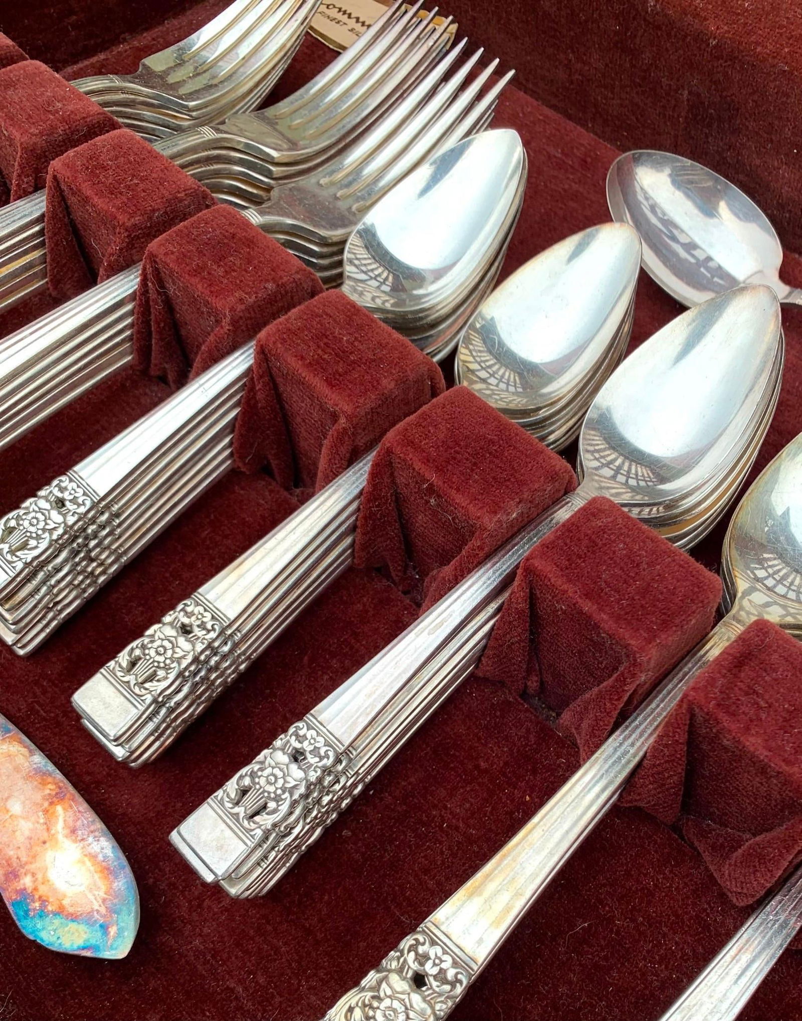c1936 Coronation 66 pc Community Silverplate Flatware Set in Velvet Lined Silverware Storage Box (1 of 10)