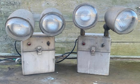 PAIR 1945 Carpenter Manufacturing Co Industrial Portable Battery or Electric Emergency Flood Lights