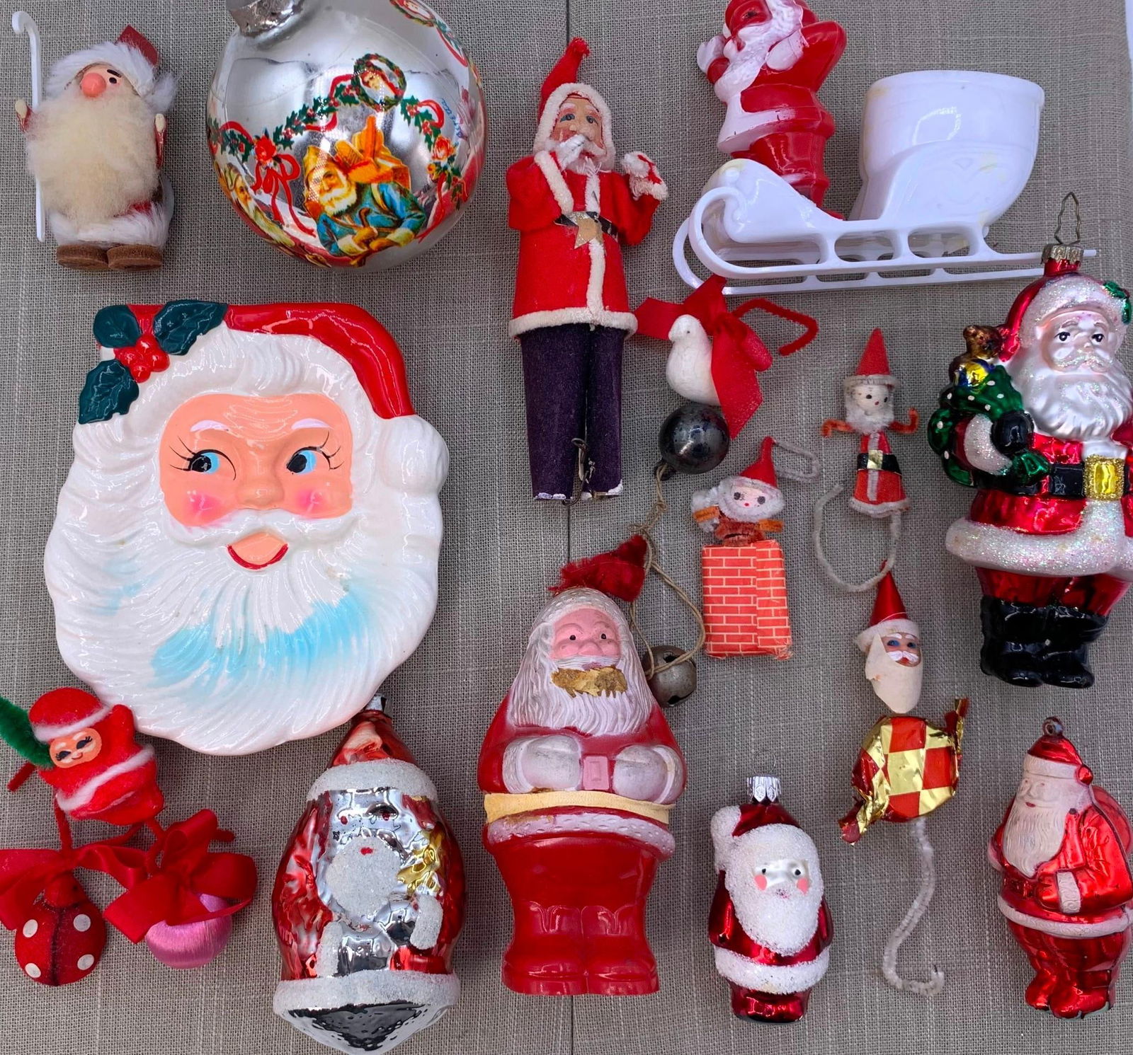 17 pc Antique to Vintage Santa Collection (1 of 20)