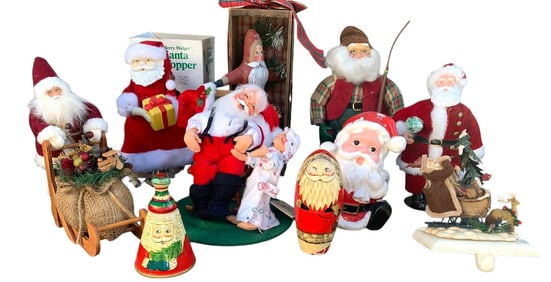 10 pc Vintage Santa Claus Christmas Decoration Collection