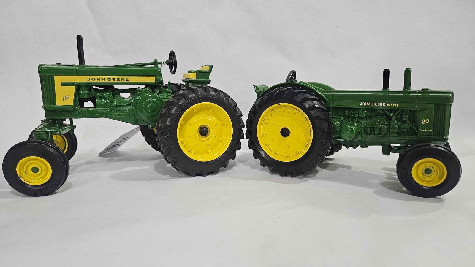 Ertl John Deere WF Model 80 & 1990 Two Cylinder Club Special Edition WF 720 (1 of 11)