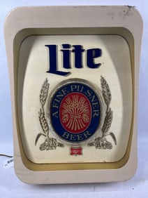 Miller Lite Lighted Beer Sign