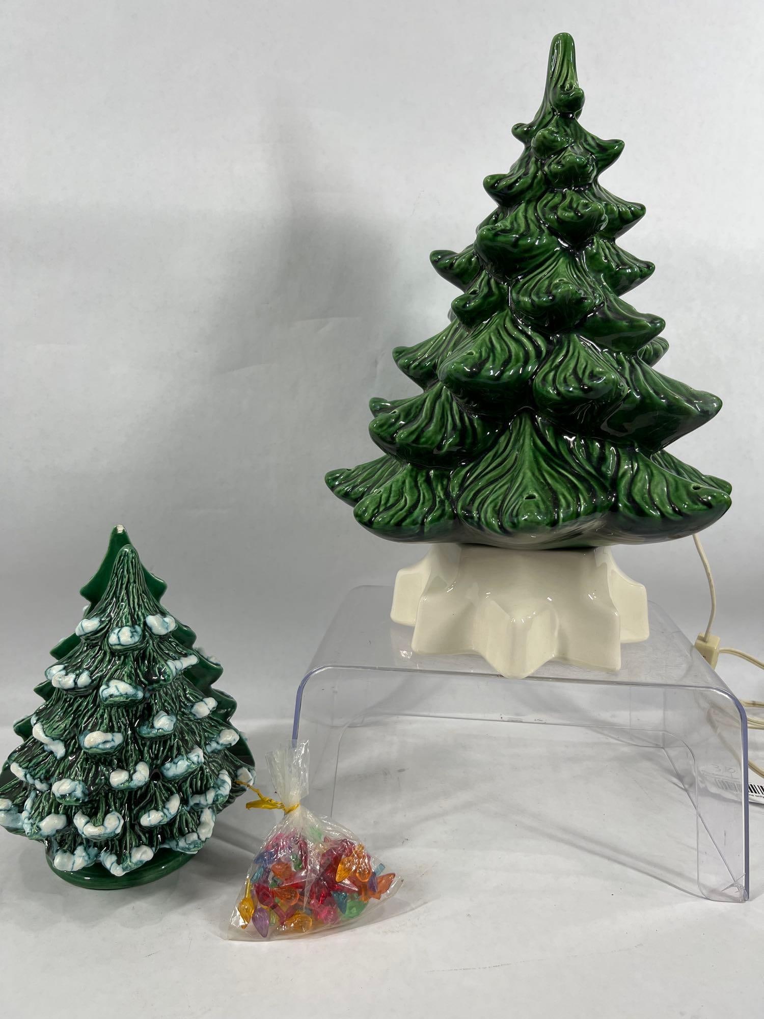 Lighted Ceramic Christmas Tree and Napkin Holder (1 of 10)