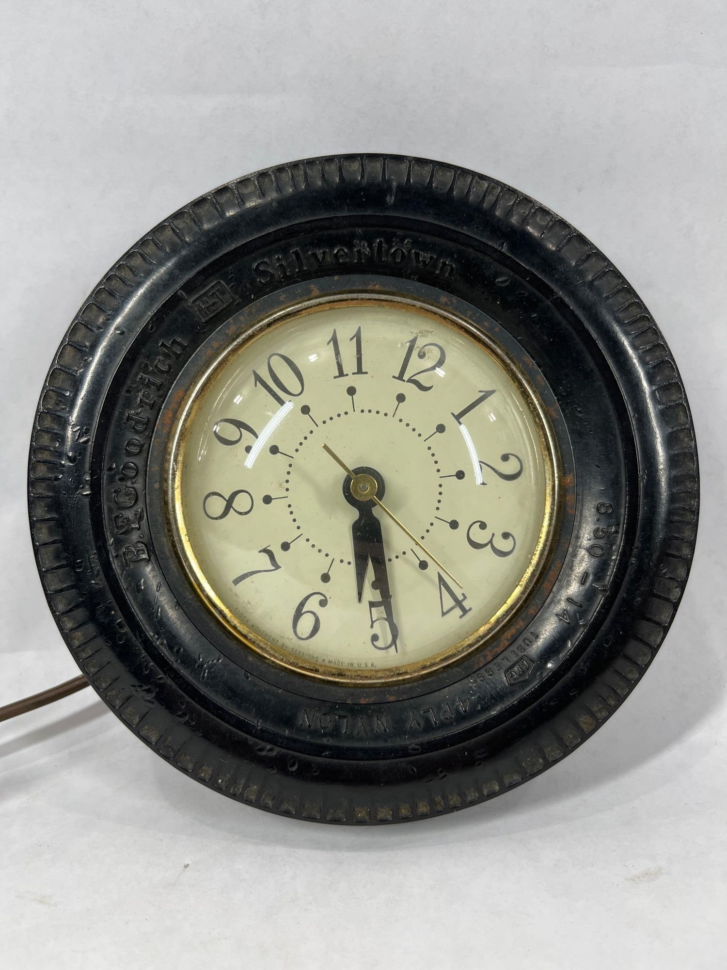 BF Goodrich Advertising Tire Clock: 6 inch diameter with rubber wheel. Running condition