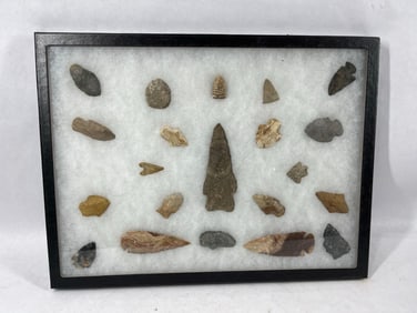 Large Spearheads and Arrowheads
