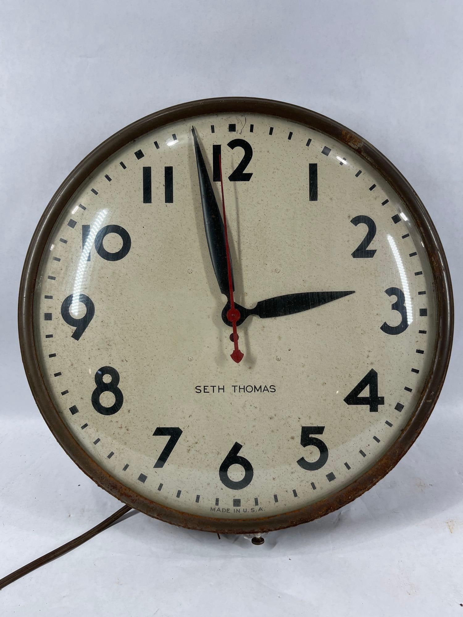 Seth Thomas Laboratory Wall Clock (1 of 6)