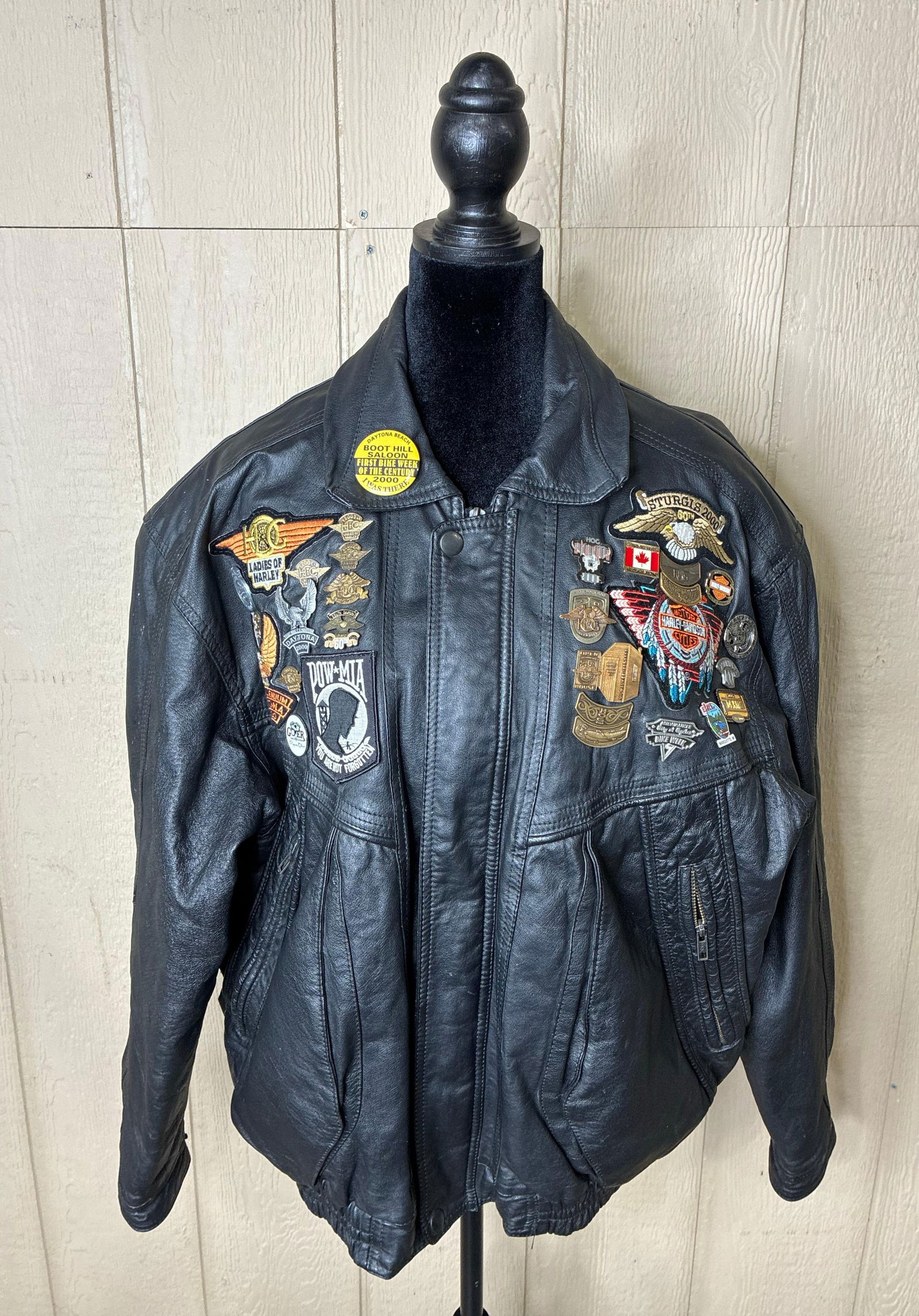 Genuine Leather Riding Coat w Harley Davidson Patches and Pins (1 of 14)