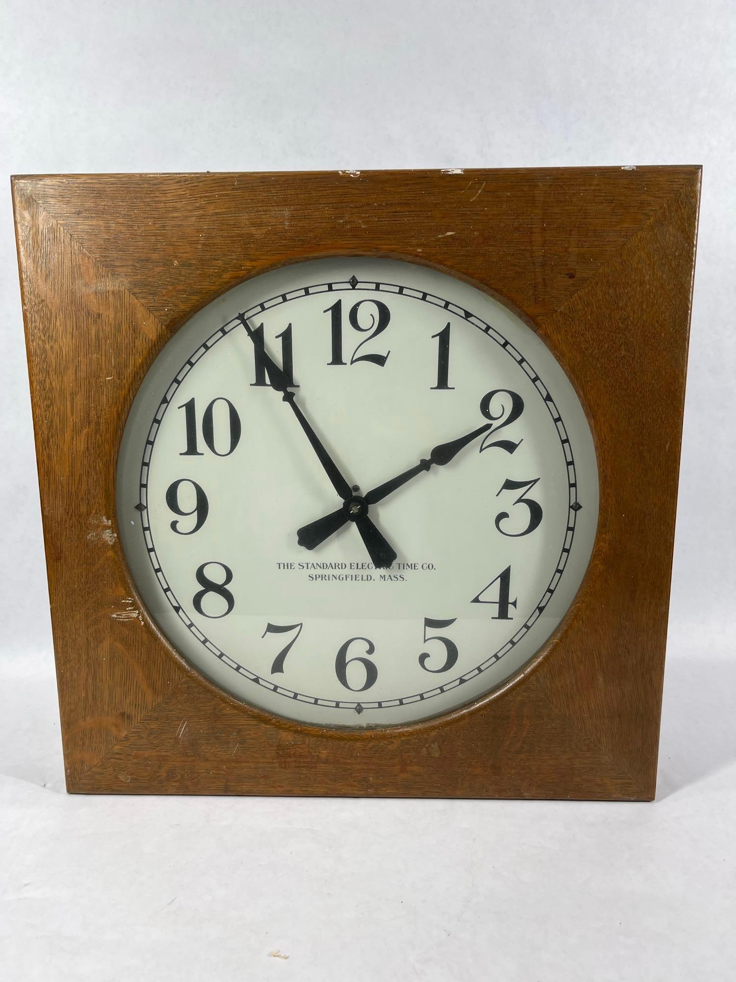 Standard Electric Time Co Clock: Springfield Mass. Glass front cover and wood body. No cord, 15.5x15.5
