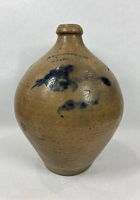 D. Roberts & Co Utica 2gal stoneware jug