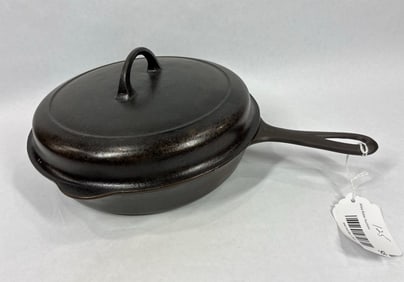 Griswold #8 cast iron skillet with cover