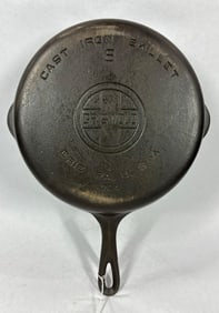 Griswold #8 cast iron skillet