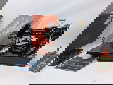 Singer featherweight sewing machine