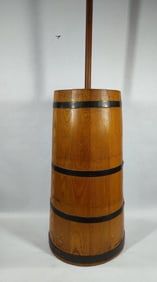 Beautiful Oak Dasher Churn