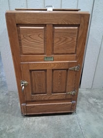 Boss Oak Raised Panel Ice Box w/Porcelain Interior
