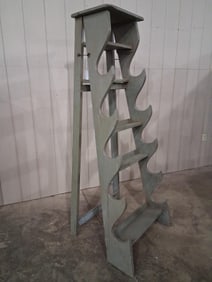 Primitive painted folding shelf