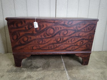 Faux Grain Painted 6-Board Blanket Chest