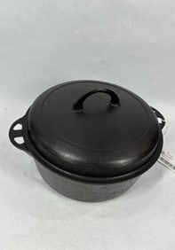 Griswold #8 hinged top Dutch Oven