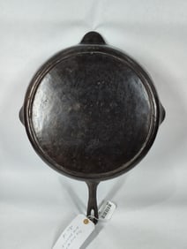 Unmarked Griswold #14 cast iron skillet